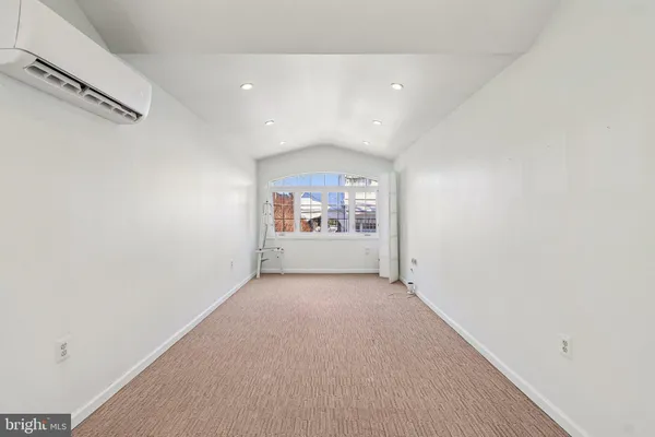 $1,995,000 | 1922 South Arlington Ridge Road, Arlington, VA 22202