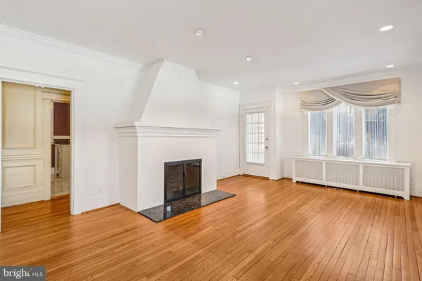 $1,995,000 | 1922 South Arlington Ridge Road, Arlington, VA 22202