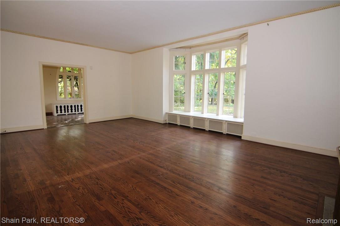 990 Burnham Road Bloomfield Hills, MI 48304 - Photo 5 of 54 Huge Great Room