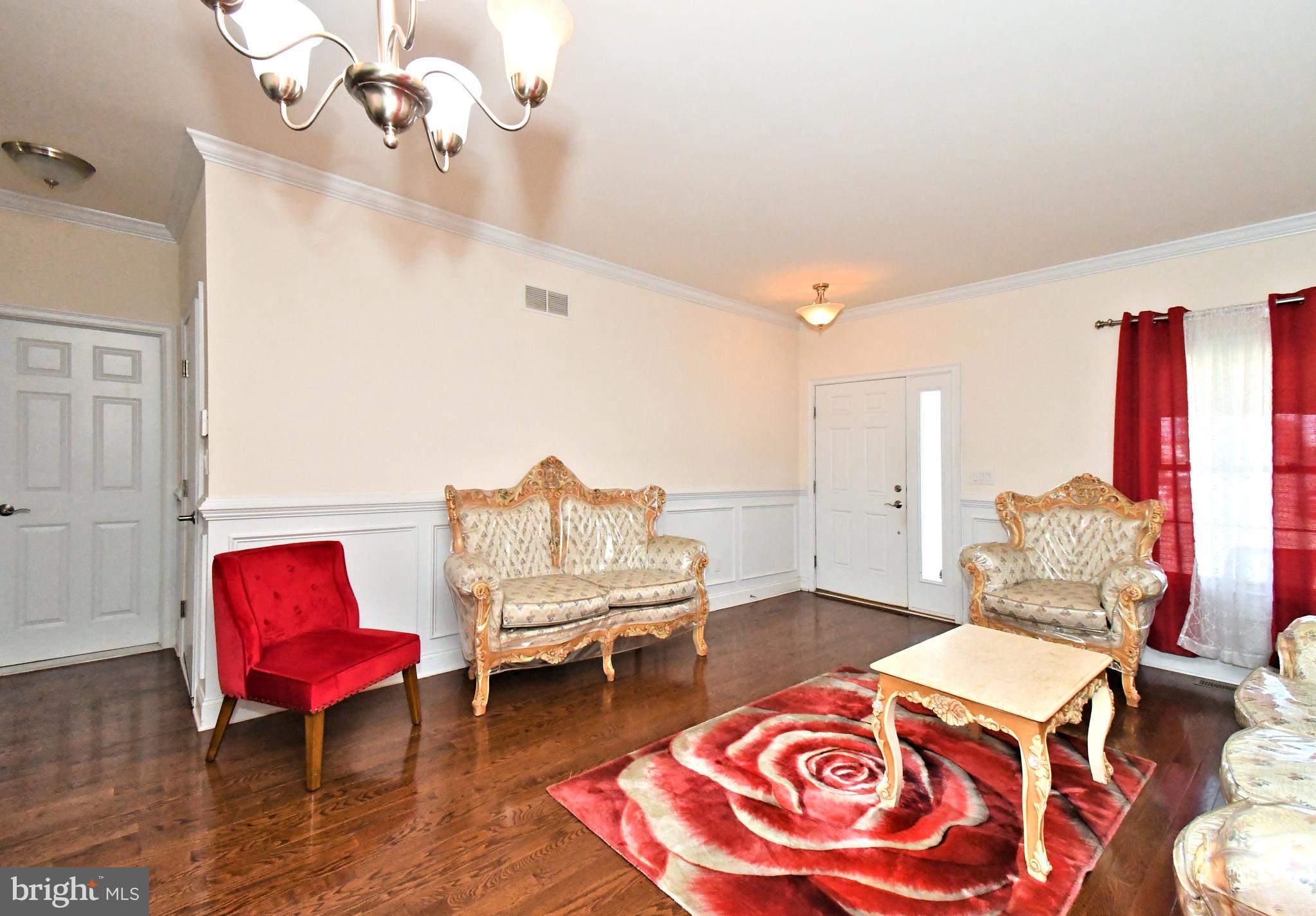 13113 Worthington Road Philadelphia, PA 19116 - Photo 8 of 63