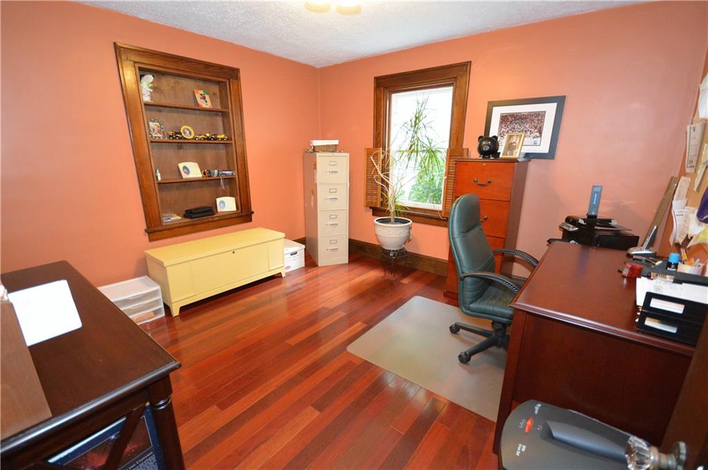 285 Ridge Road Valencia, PA 16059 - Photo 11 of 25 main level Den