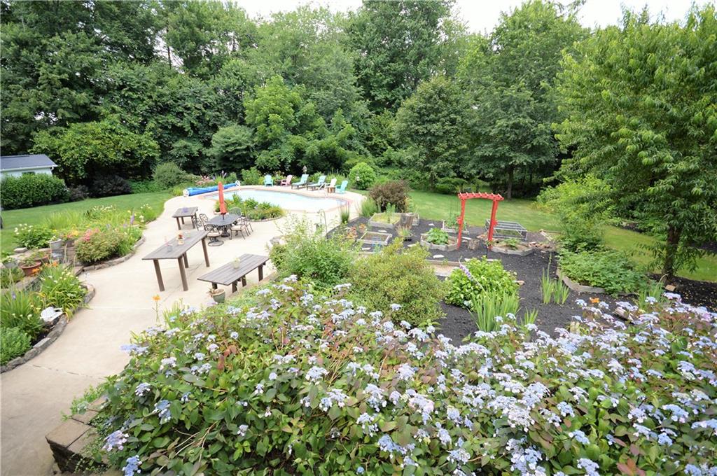 285 Ridge Road Valencia, PA 16059 - Photo 22 of 25 view of patio to in ground heated pool