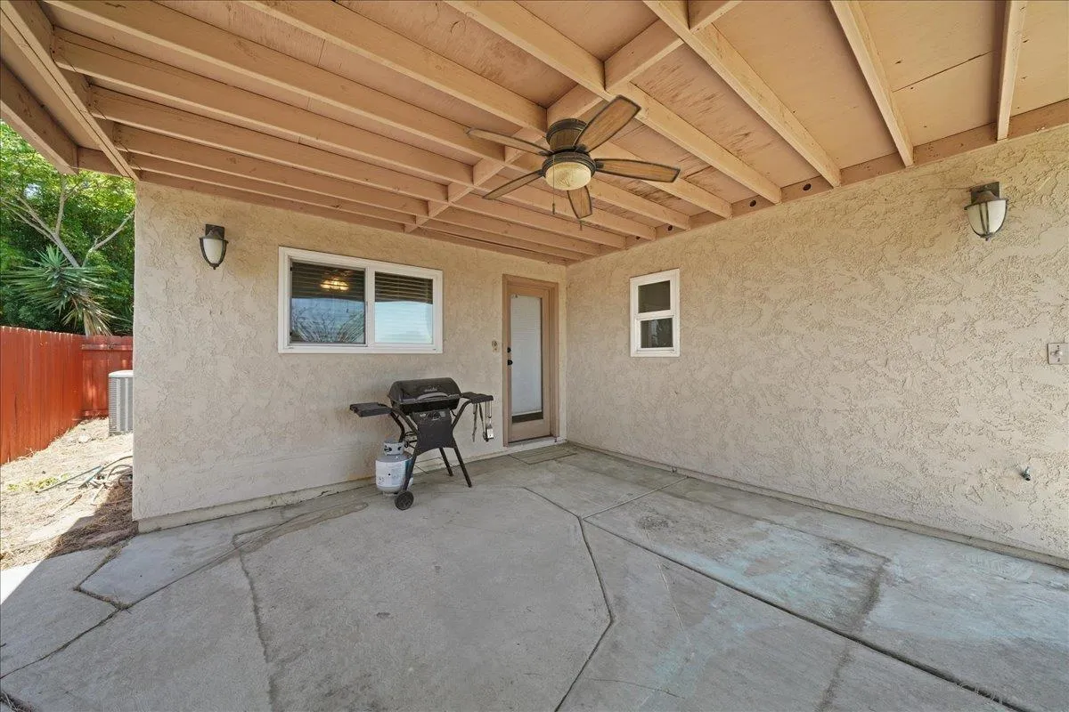 9401 Lake Canyon Road Santee, CA 92071 - Photo 28 of 36 Gallery Image 28