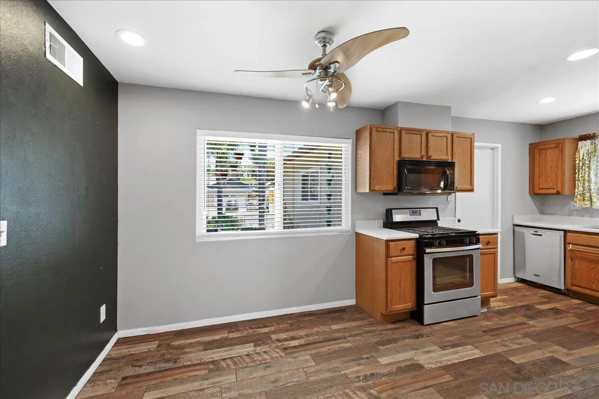 9401 Lake Canyon Road Santee, CA 92071 - Photo 8 of 36 Gallery Image 8