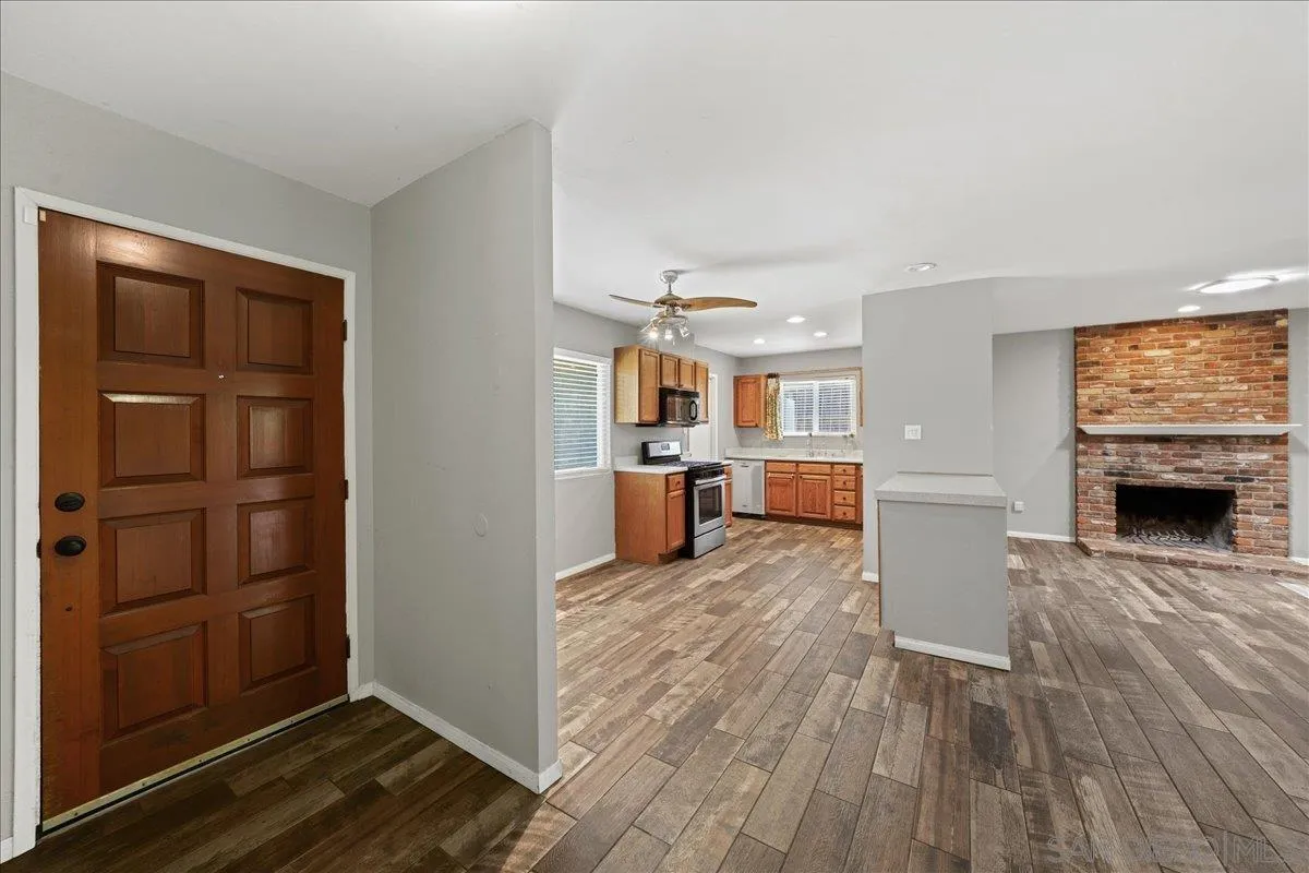 9401 Lake Canyon Road Santee, CA 92071 - Photo 9 of 36 Gallery Image 9