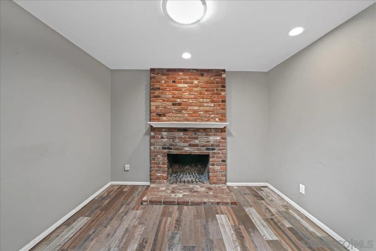 9401 Lake Canyon Road Santee, CA 92071 - Photo 10 of 36 Gallery Image 10