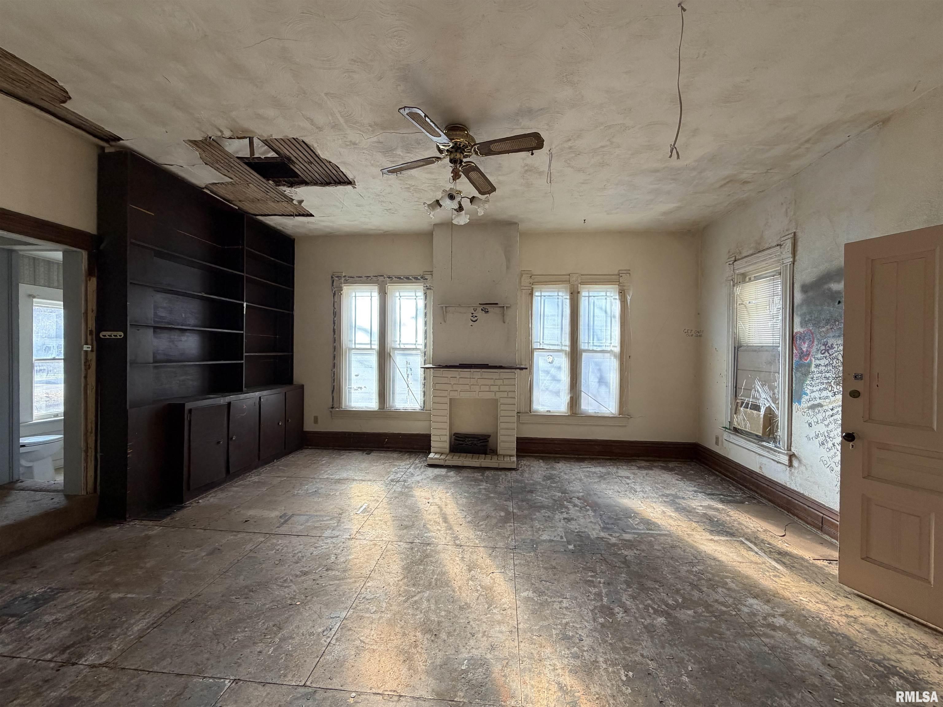 510 West 3rd Street Delavan, IL 61734 - Photo 12 of 33