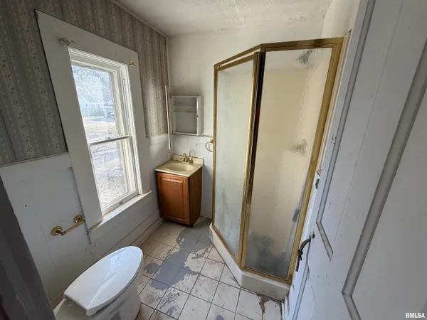 $59,900 | 510 West 3rd Street, Delavan, IL 61734