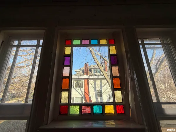 $59,900 | 510 West 3rd Street, Delavan, IL 61734