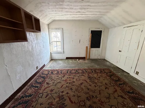 $59,900 | 510 West 3rd Street, Delavan, IL 61734