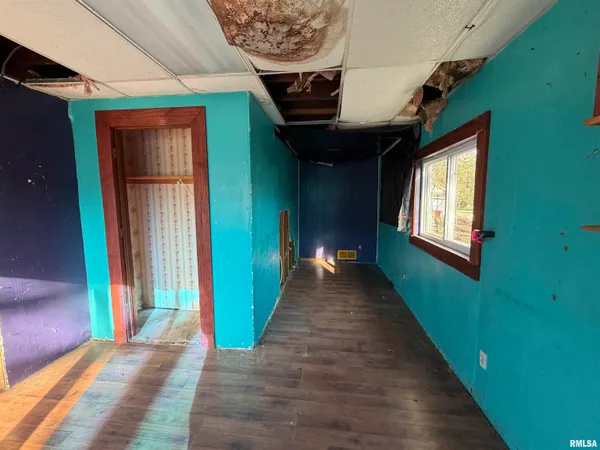 $59,900 | 510 West 3rd Street, Delavan, IL 61734