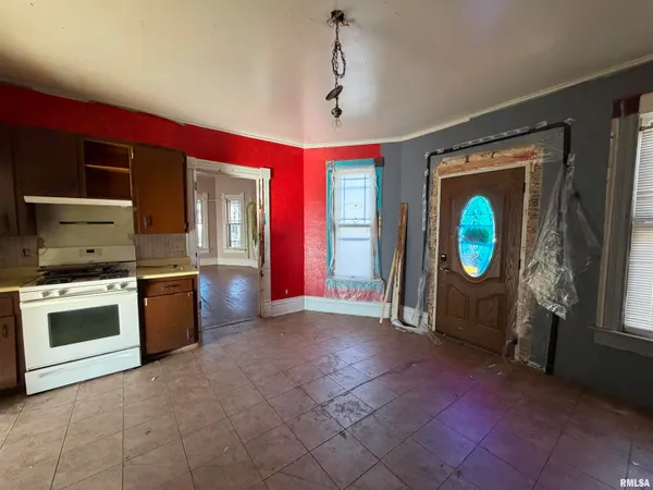 $59,900 | 510 West 3rd Street, Delavan, IL 61734