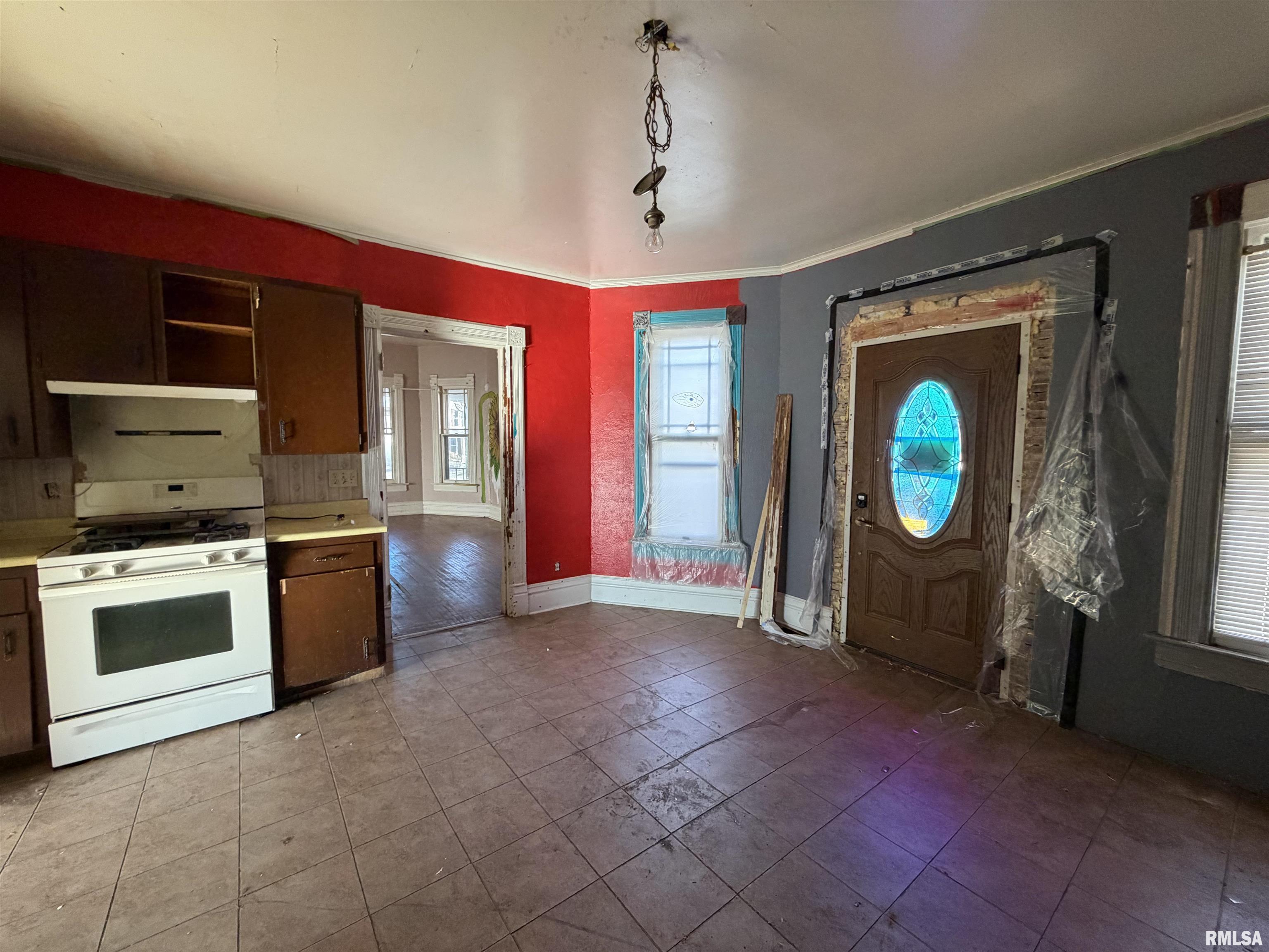 510 West 3rd Street Delavan, IL 61734 - Photo 8 of 33