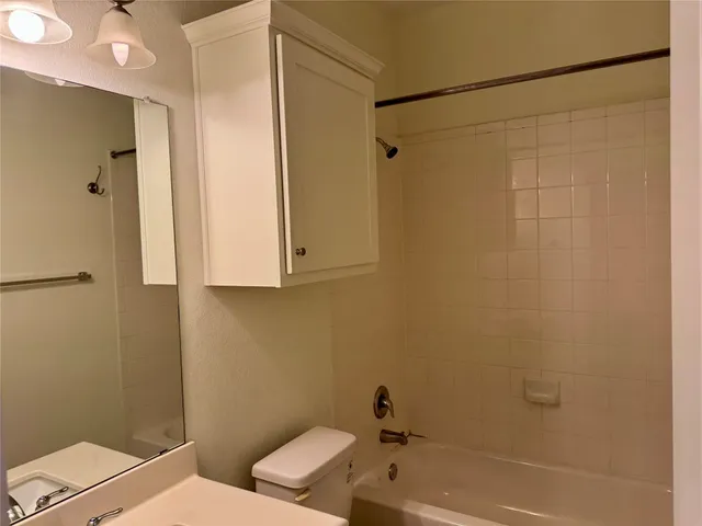 $2,650 | 408 Wolf Creek Way, Round Rock, TX 78664