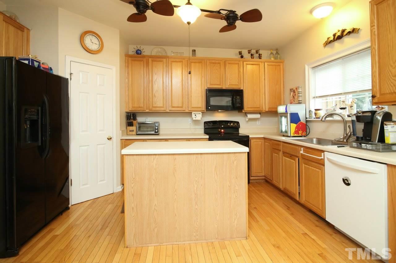 3046 Winding Waters Way Raleigh, NC 27614 - Photo 5 of 17 Gallery Image 5