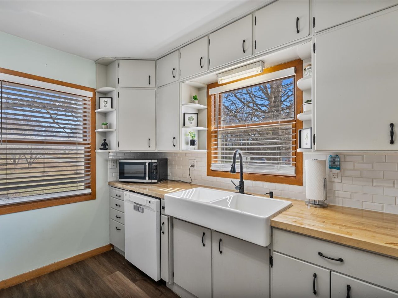 709 Main Street Reynolds, IL 61279 - Photo 11 of 40