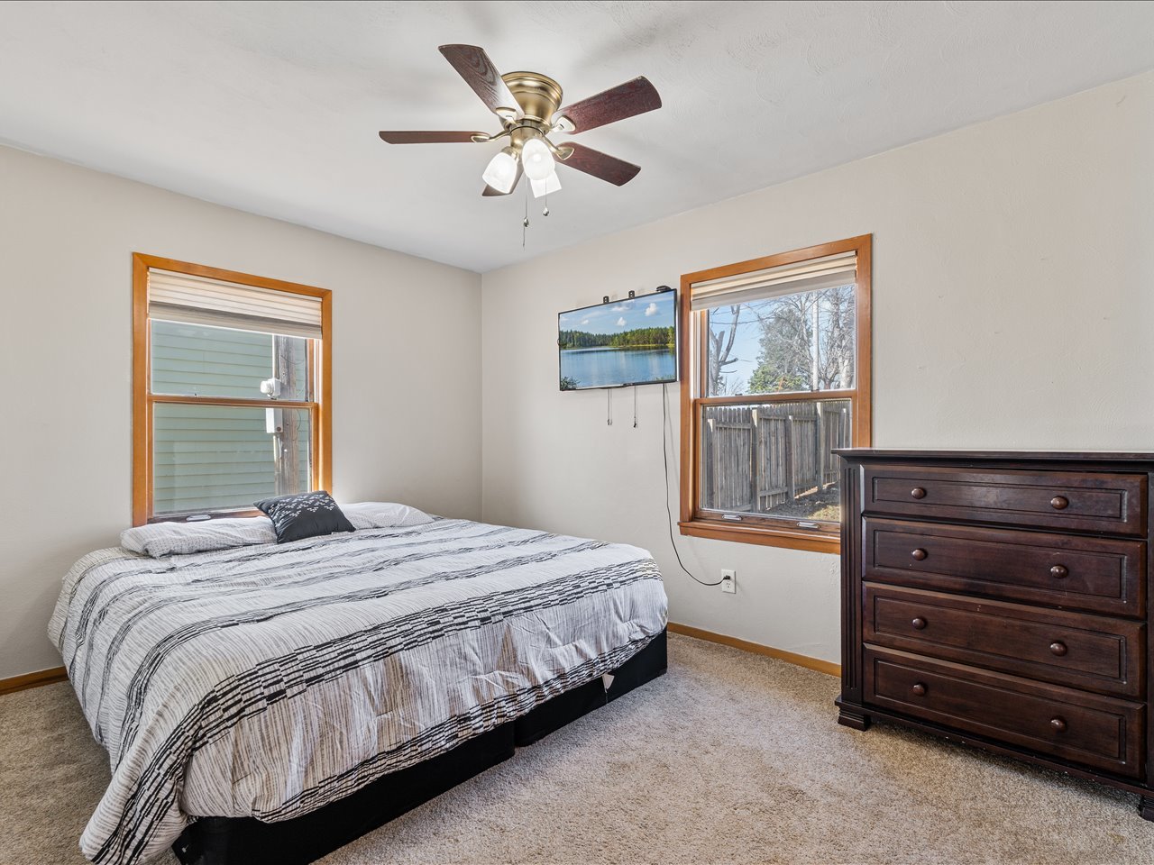 709 Main Street Reynolds, IL 61279 - Photo 17 of 40