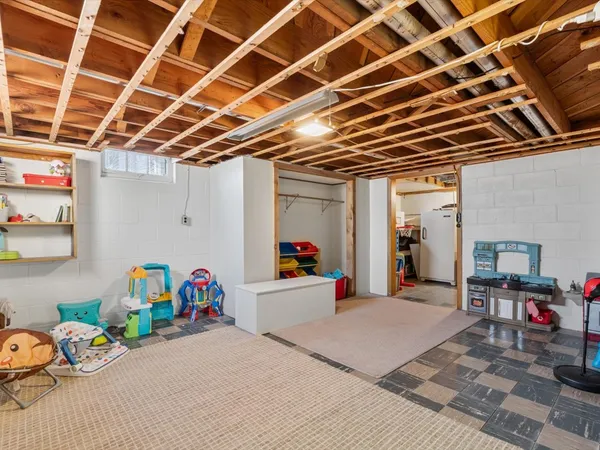 $215,000 | 709 Main Street, Reynolds, IL 61279