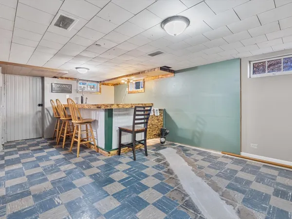 $215,000 | 709 Main Street, Reynolds, IL 61279