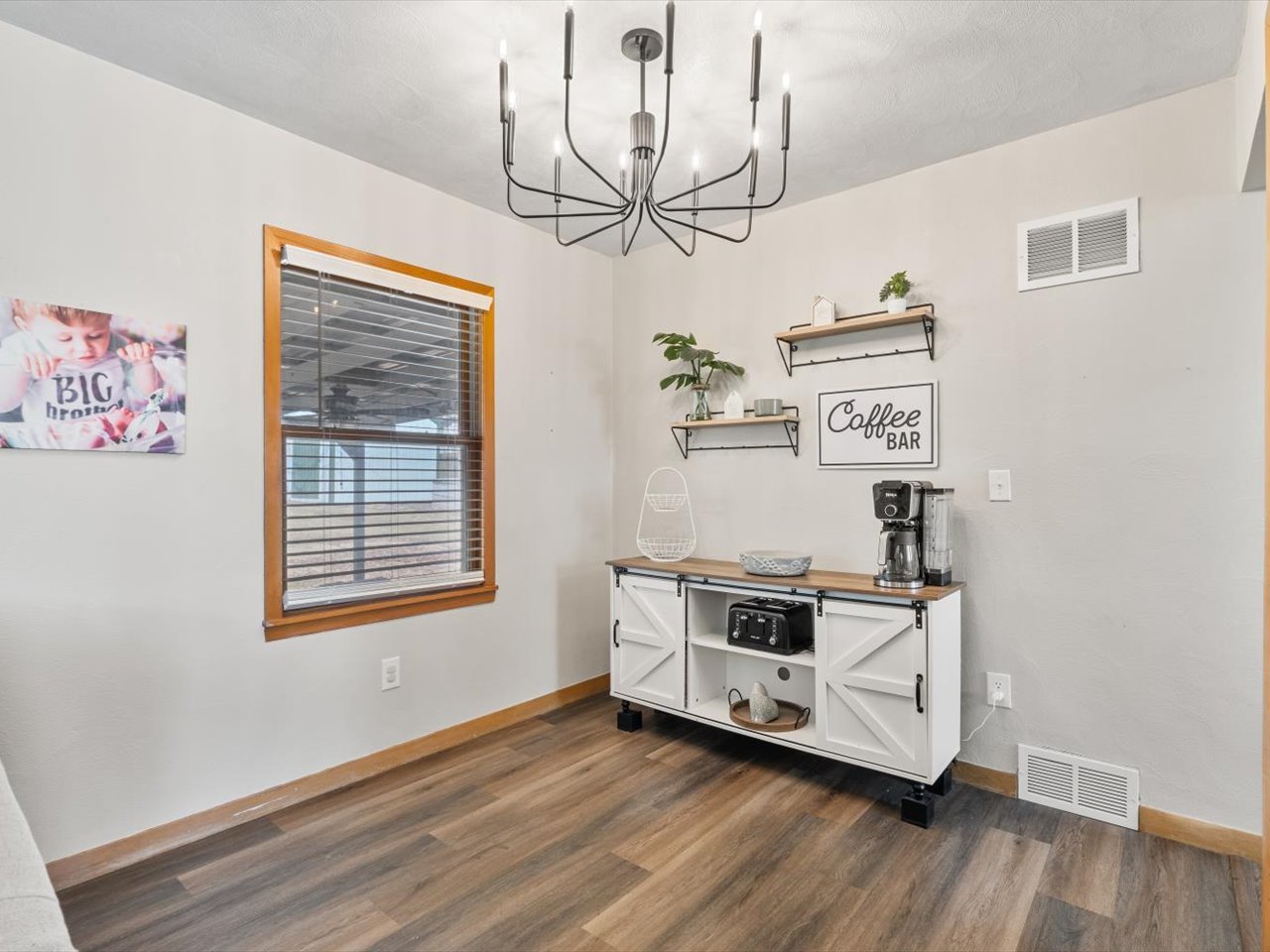 709 Main Street Reynolds, IL 61279 - Photo 8 of 40