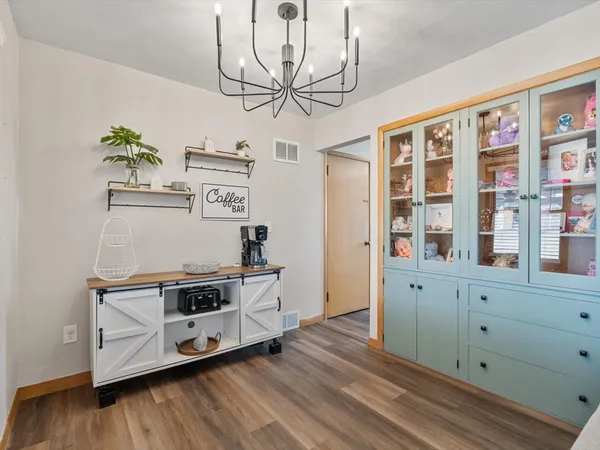 $215,000 | 709 Main Street, Reynolds, IL 61279