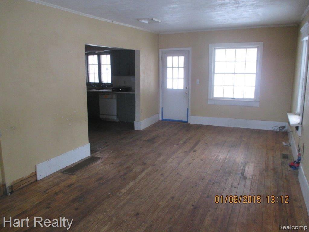 6250 Arendt Road Peck, MI 48466 - Photo 6 of 10 003.jpg