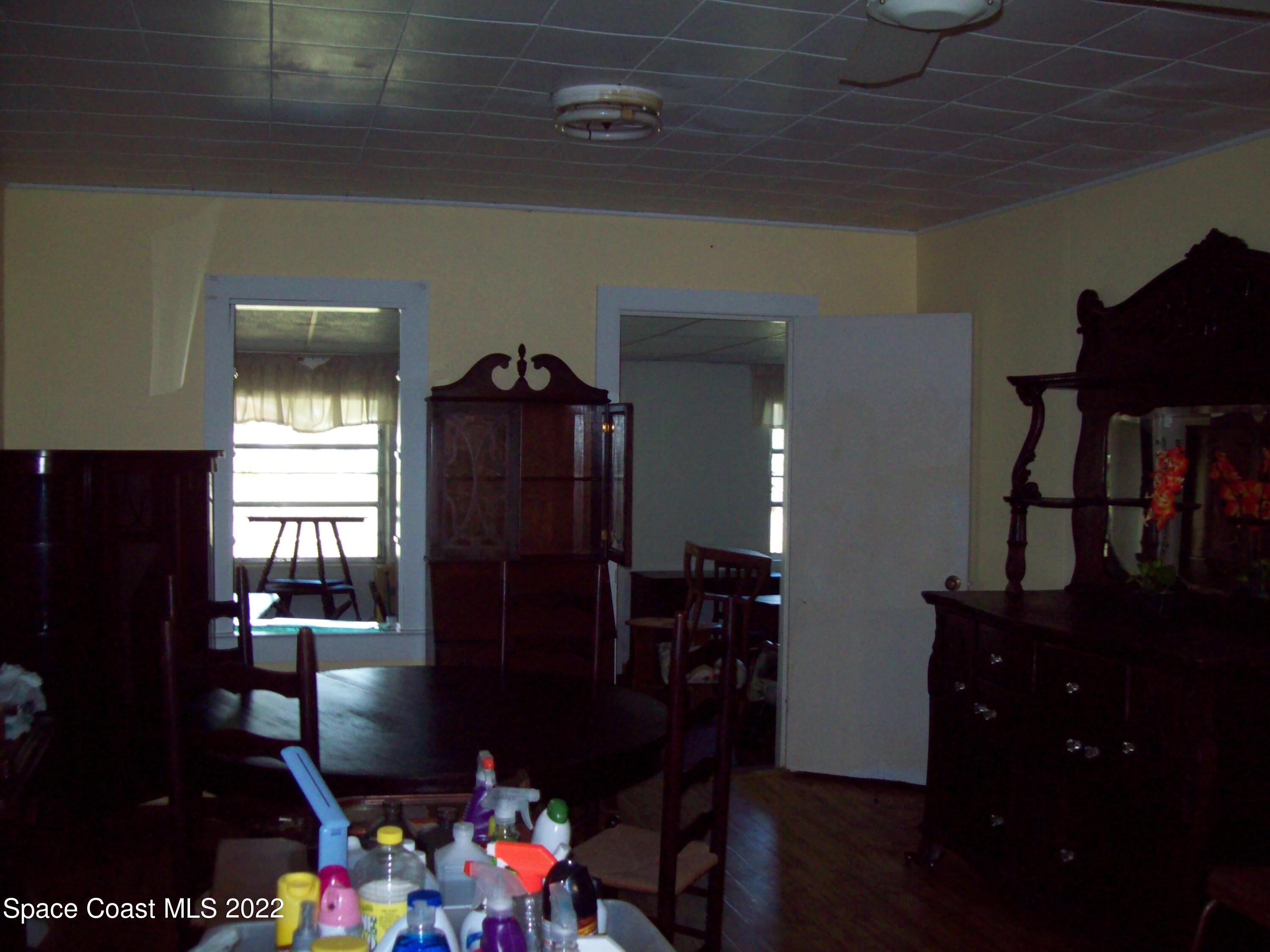 2224 Iowa Street Melbourne, FL 32904 - Photo 17 of 19 a living room with furniture