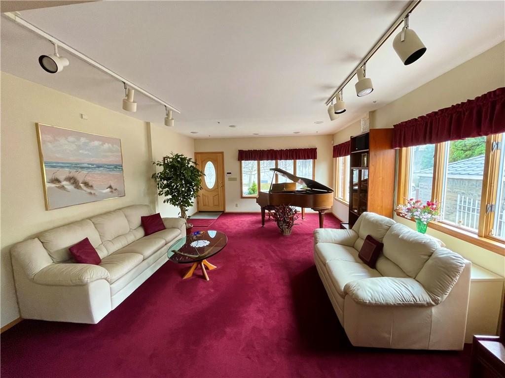 8944 Colonial Road Brooklyn, NY 11209 - Photo 5 of 28