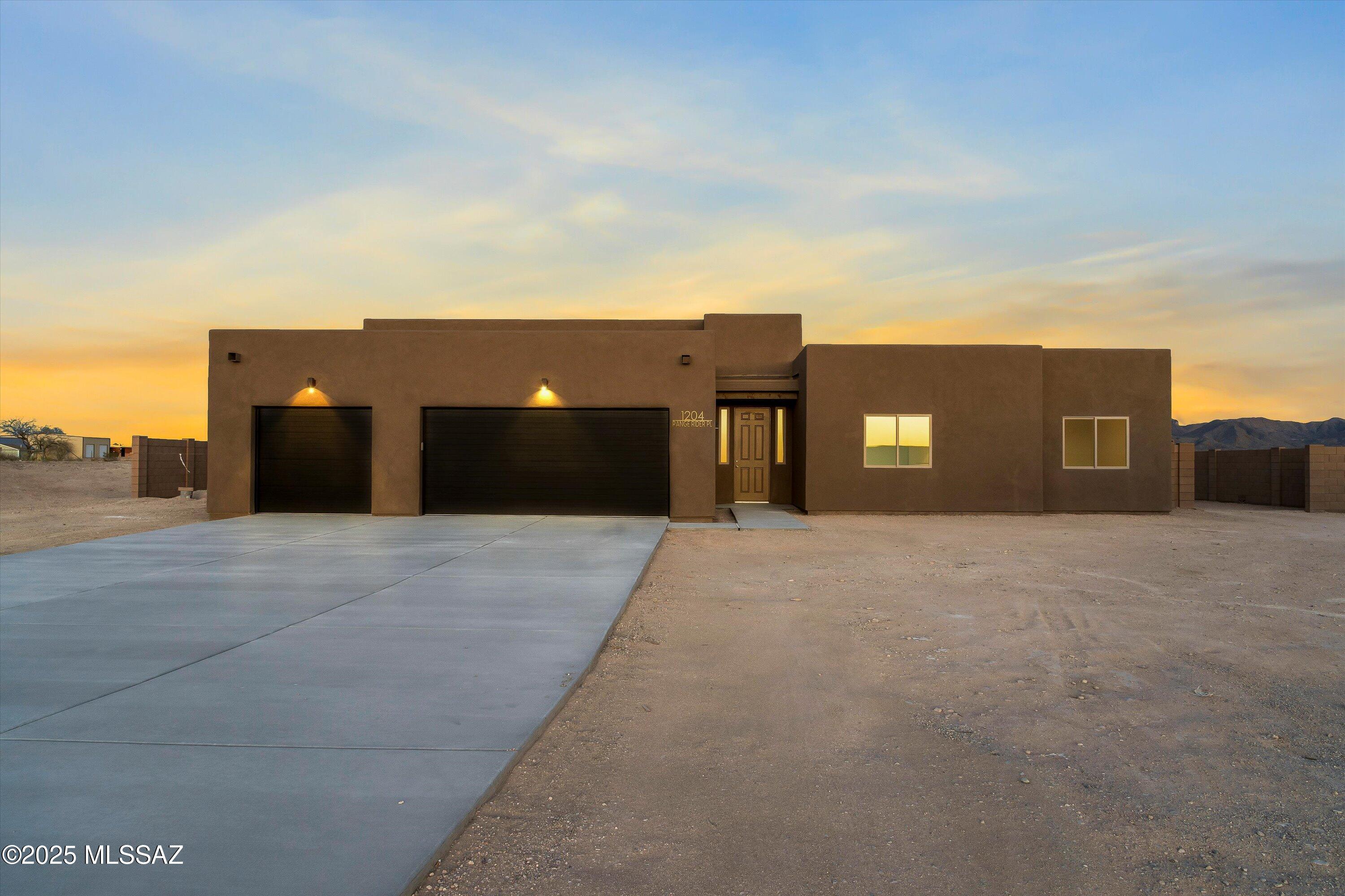 1204 North Range Rider Place Vail, AZ 85641 - Photo 1 of 49