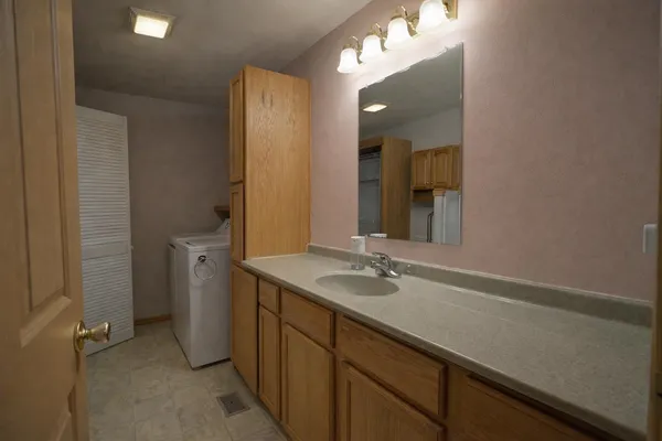 $250,000 | 602 East Madison Avenue, Unit 19, Milton, WI 53563