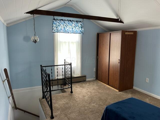 271 10th Street Lancaster, OH 43130 - Photo 14 of 18 Upstairs bedroom is very spacious