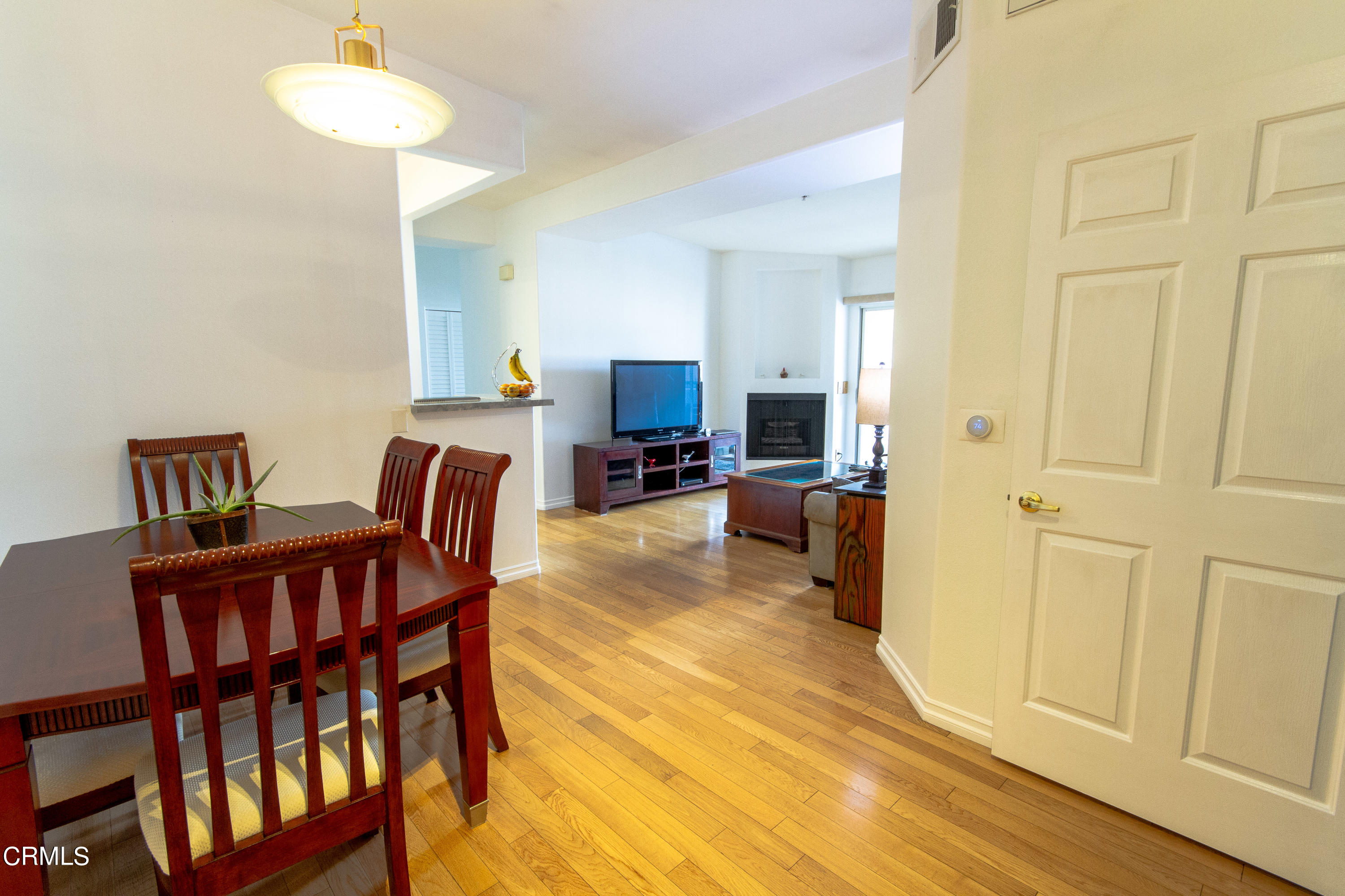 15455 Sherman Way, Unit 20 Van Nuys, CA 91406 - Photo 4 of 21 Edited-0773