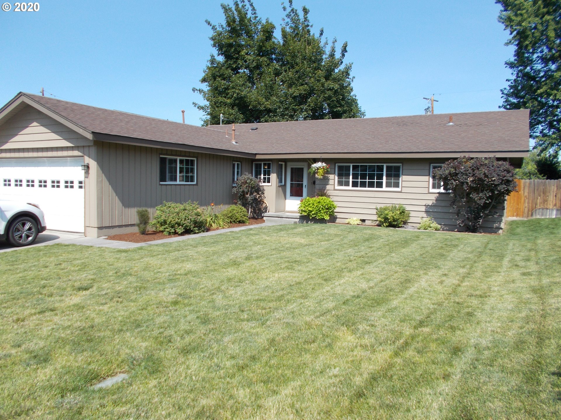 3131 Southwest Isaac Avenue Pendleton, OR 97801 - Photo 1 of 18