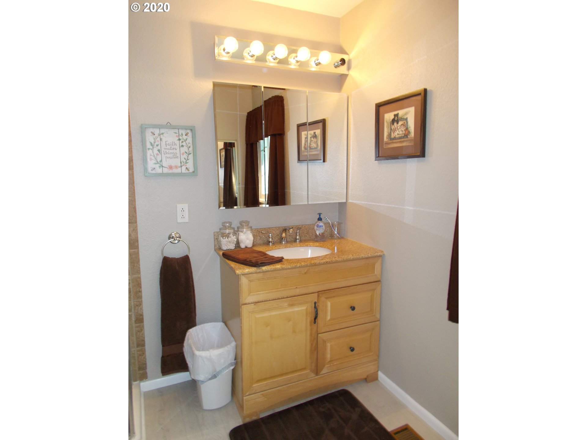 3131 Southwest Isaac Avenue Pendleton, OR 97801 - Photo 10 of 18