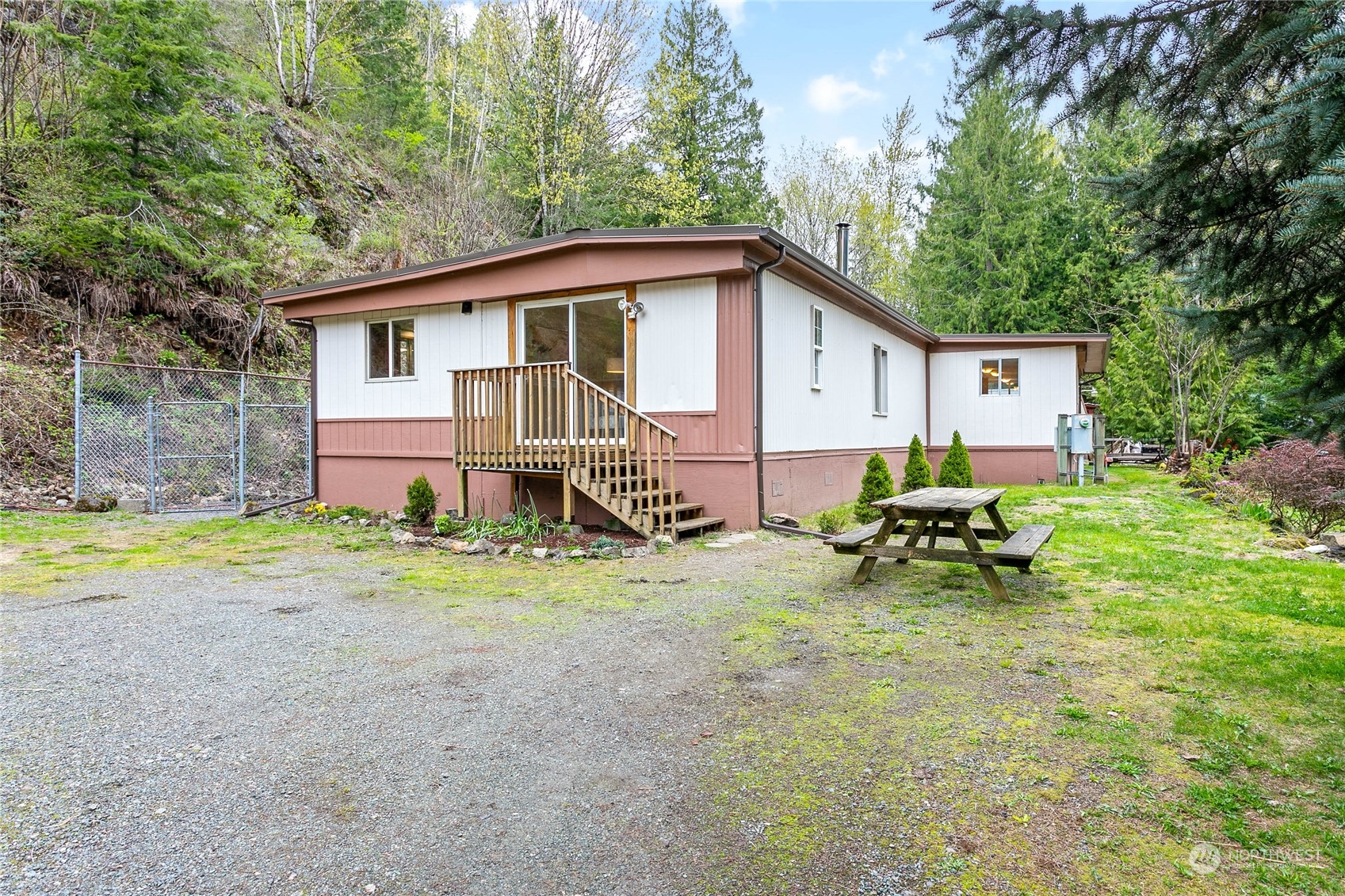 6040 Reese Hill Road Sumas, WA 98295 - Photo 28 of 34 a view of a house with backyard and sitting area
