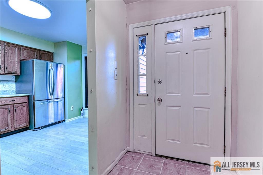 2806 Cricket Circle, Unit 2806 Edison, NJ 08820 - Photo 13 of 41 Gallery Image 13