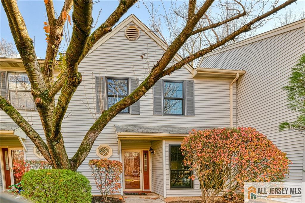 2806 Cricket Circle, Unit 2806 Edison, NJ 08820 - Photo 10 of 41 Gallery Image 10