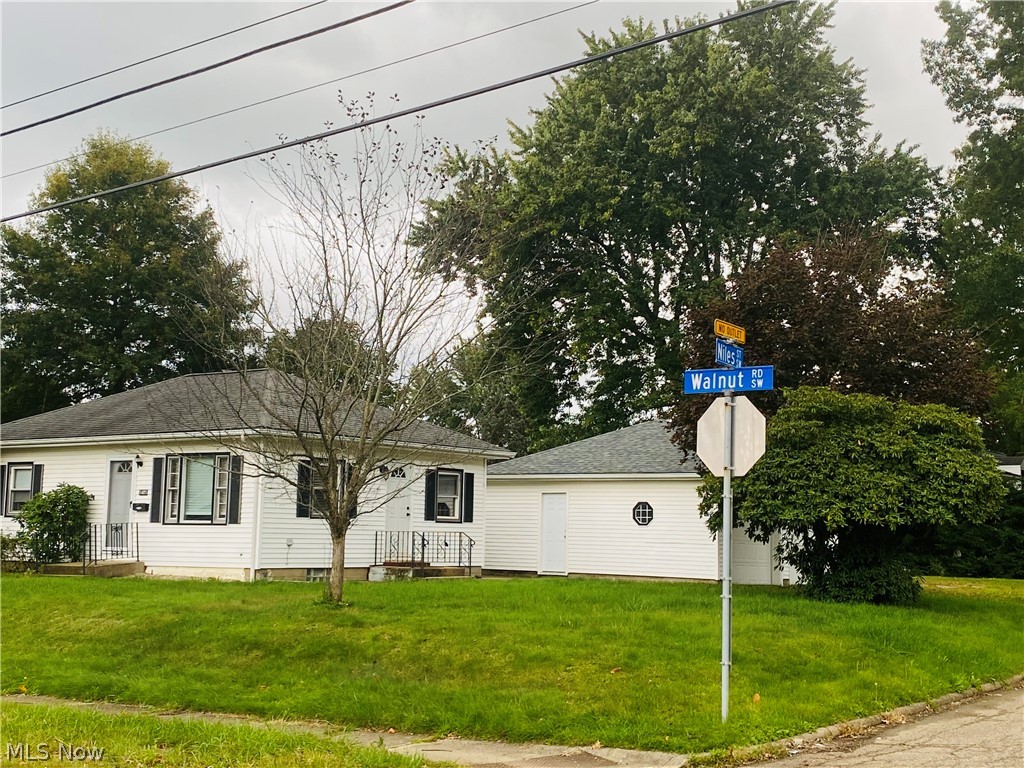 1425 Walnut Road Southwest Massillon, OH 44647 - Photo 28 of 35 Gallery Image 28