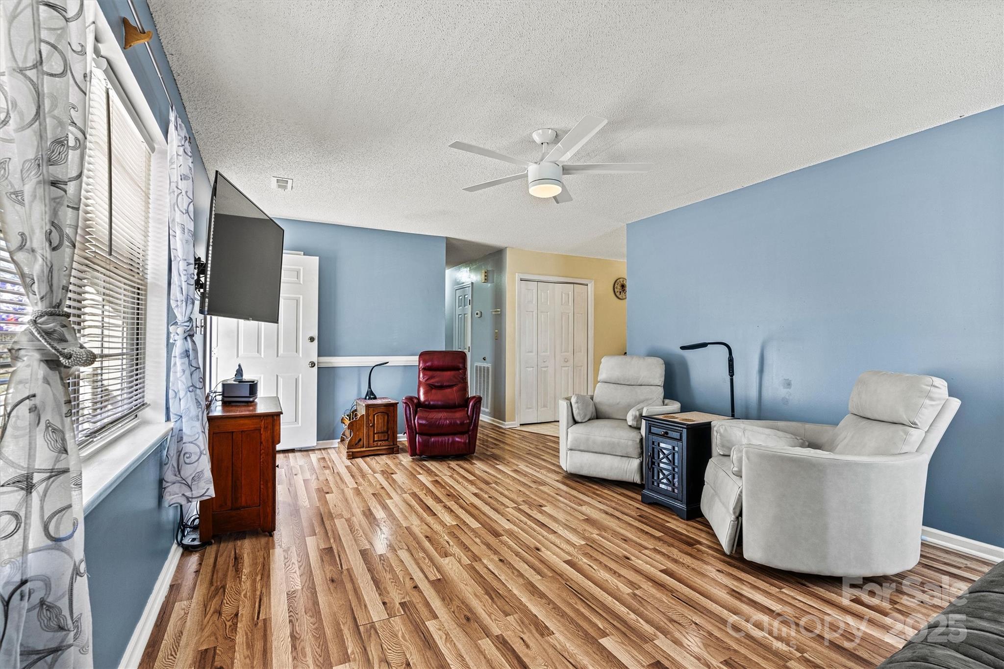 4136 Little Mountain Road Newton, NC 28658 - Photo 11 of 38 Gallery Image 11