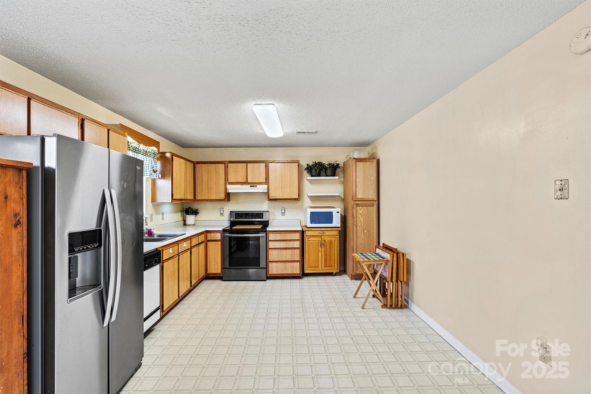 4136 Little Mountain Road Newton, NC 28658 - Photo 13 of 38 Gallery Image 13