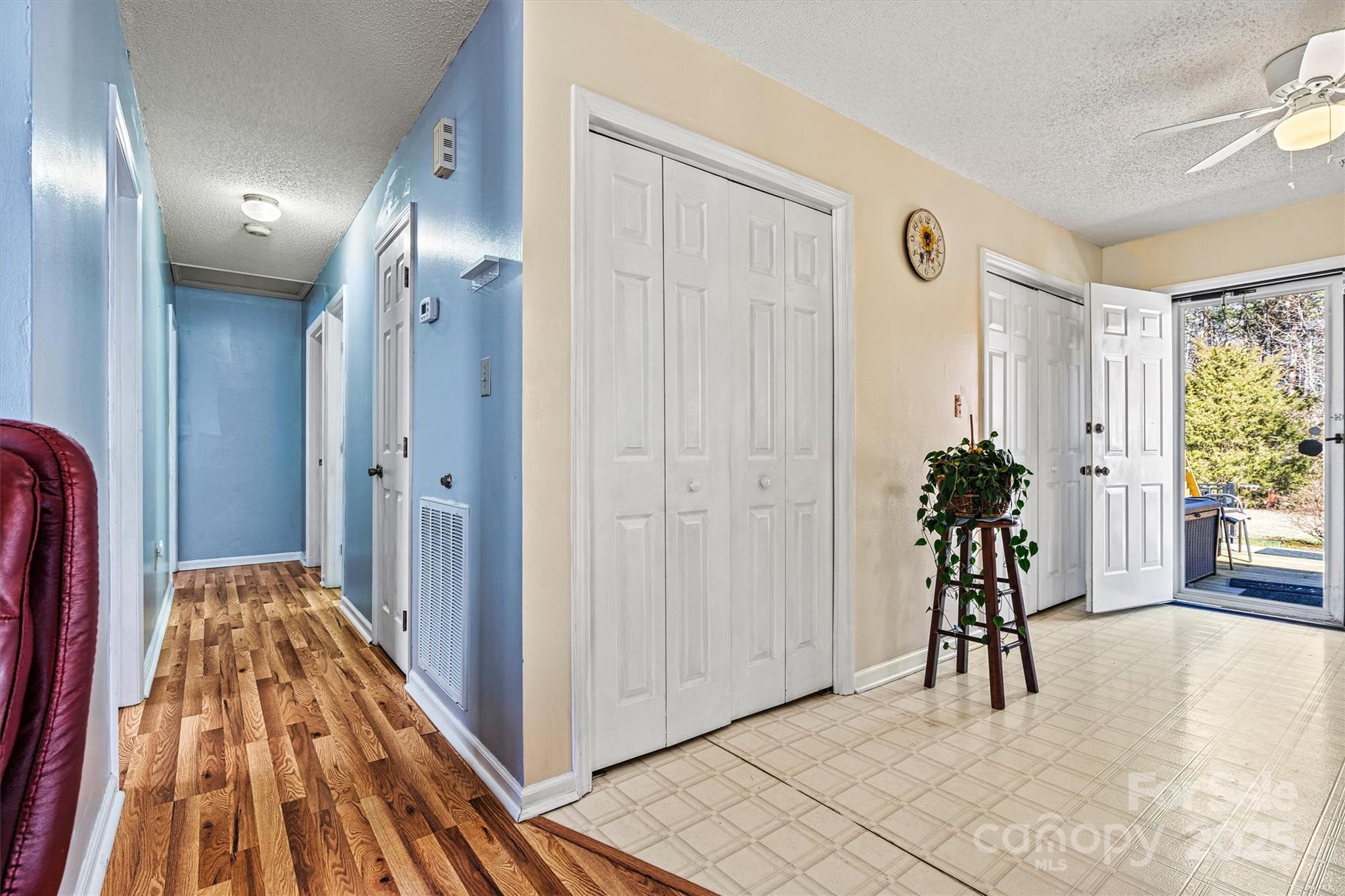 4136 Little Mountain Road Newton, NC 28658 - Photo 16 of 38 Gallery Image 16