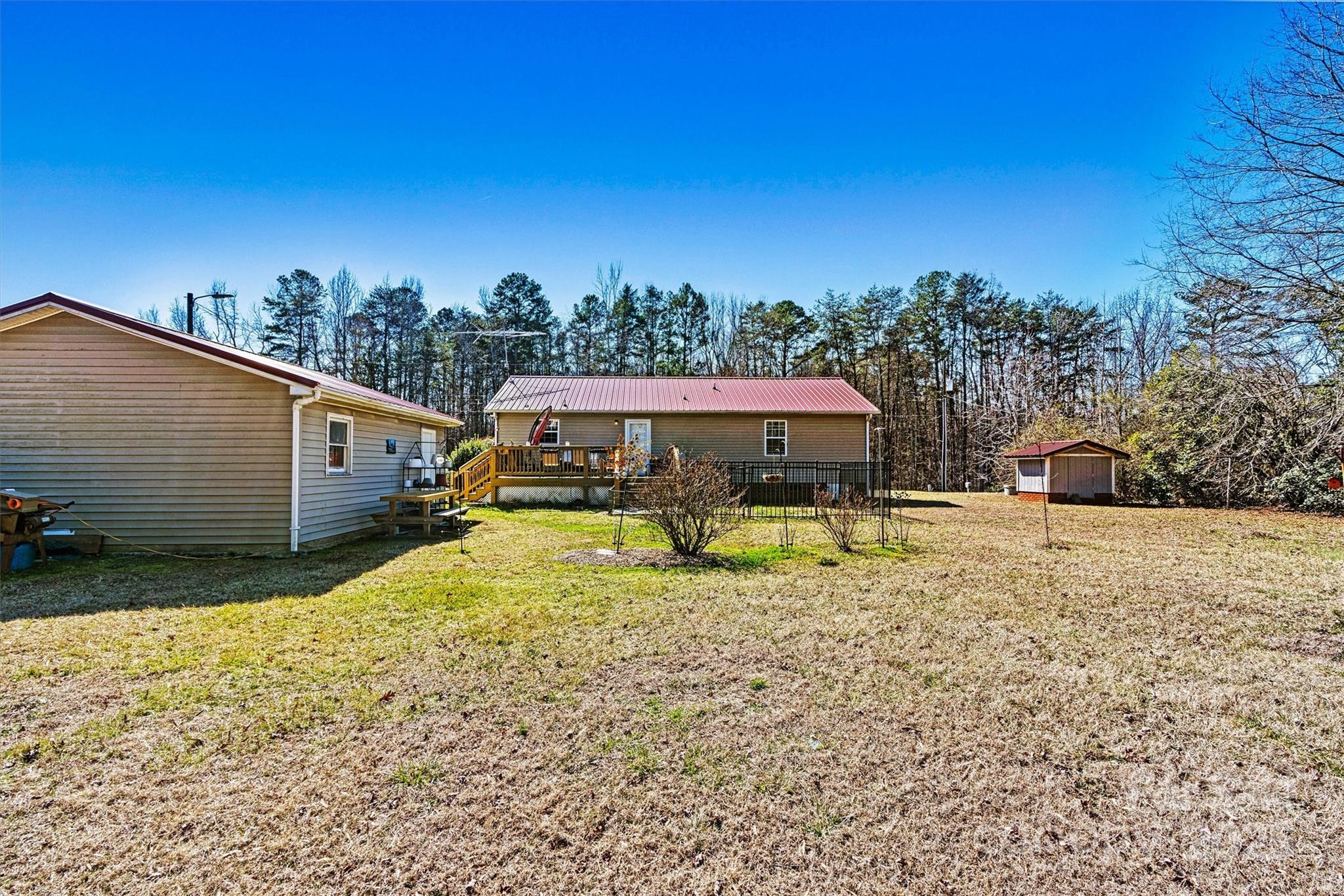 4136 Little Mountain Road Newton, NC 28658 - Photo 36 of 38 Gallery Image 36