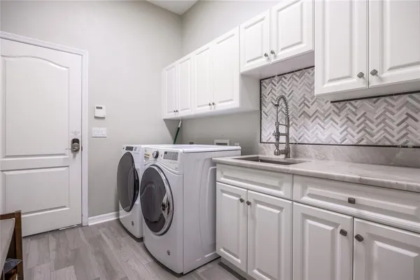 $784,900 | 7146 Southwest 35th Avenue, Gainesville, FL 32608