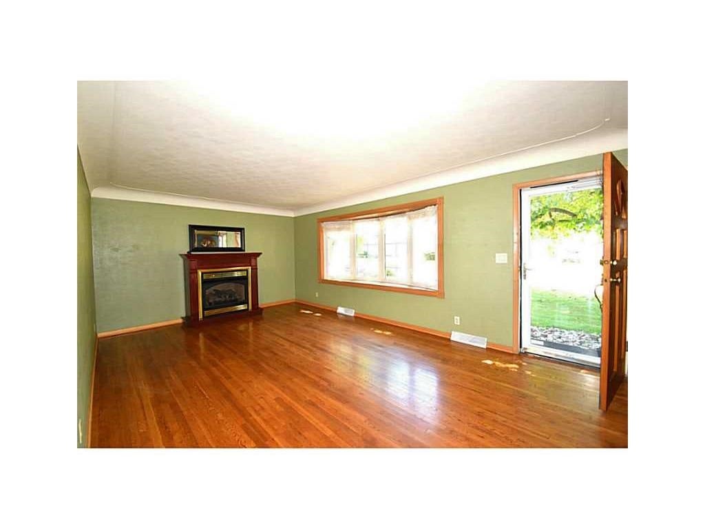 280 Daws Road Hiawatha, IA 52233 - Photo 3 of 21 Gallery Image 3