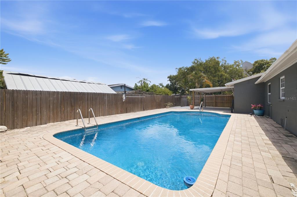 8536 Quail Road Seminole, FL 33777 - Photo 35 of 40