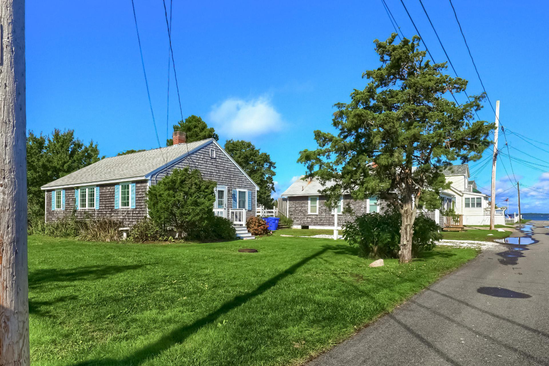 1 Richmond Road Pocasset, MA 02559 - Photo 3 of 28 Corner lot