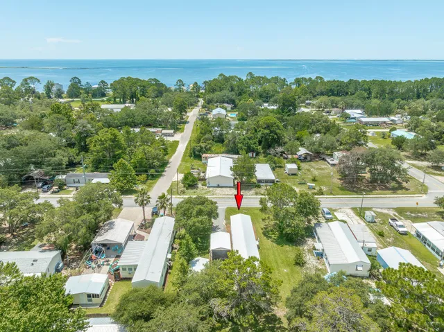 $185,000 | 2183 Oak Street, Carrabelle, FL 32322