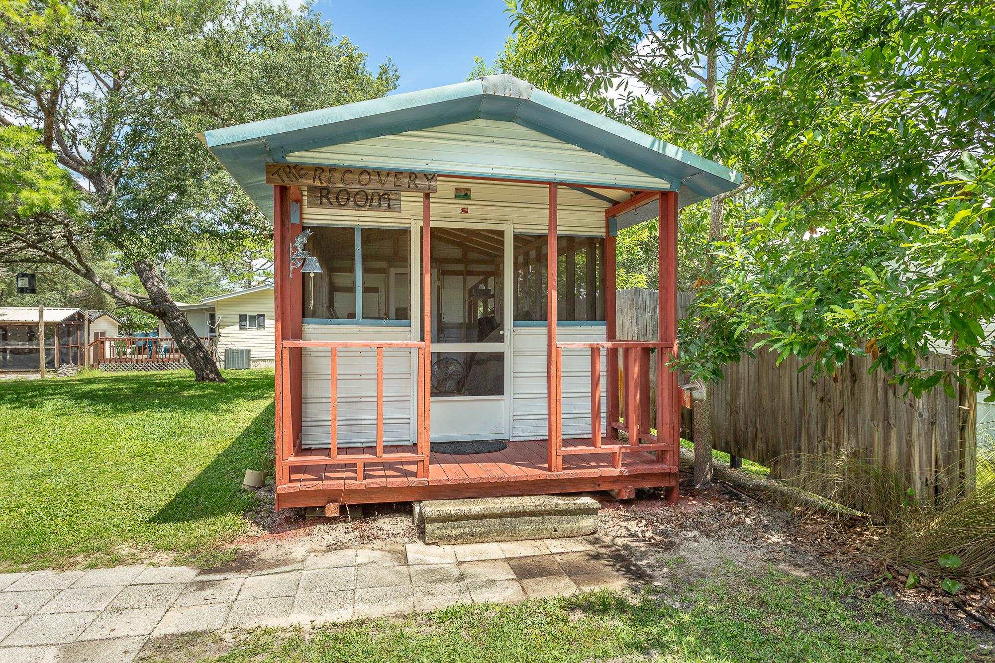 2183 Oak Street Carrabelle, FL 32322 - Photo 30 of 32