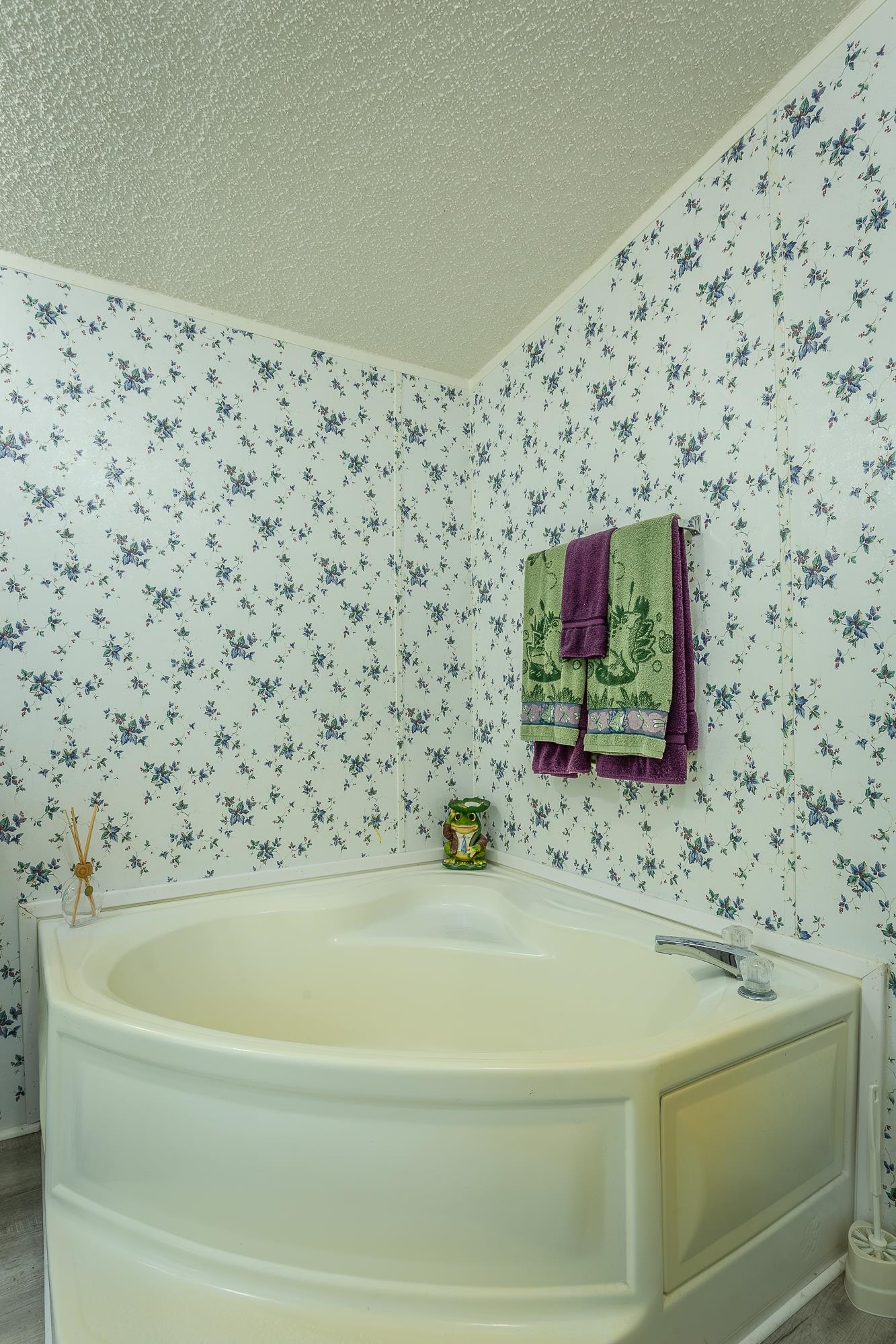 2183 Oak Street Carrabelle, FL 32322 - Photo 9 of 32