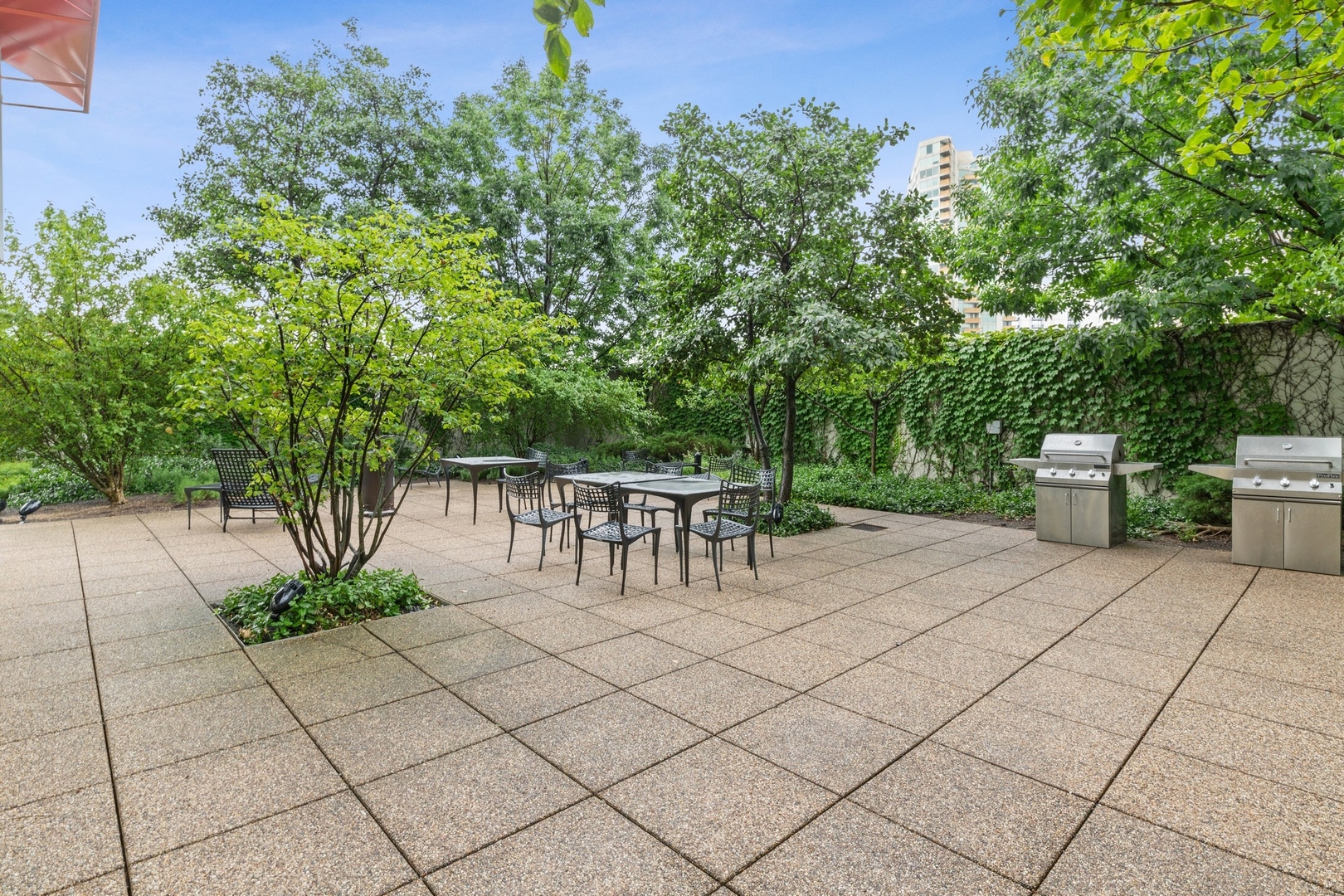 800 Elgin Road, Unit 1412 Evanston, IL 60201 - Photo 15 of 17